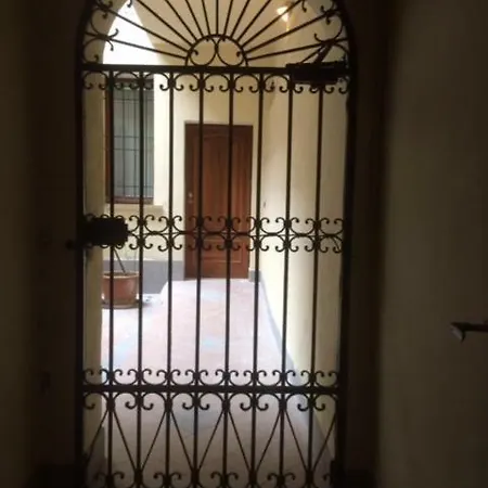 Suite Del Borgo - Affittacamere - Guest House Bologna Exterior photo