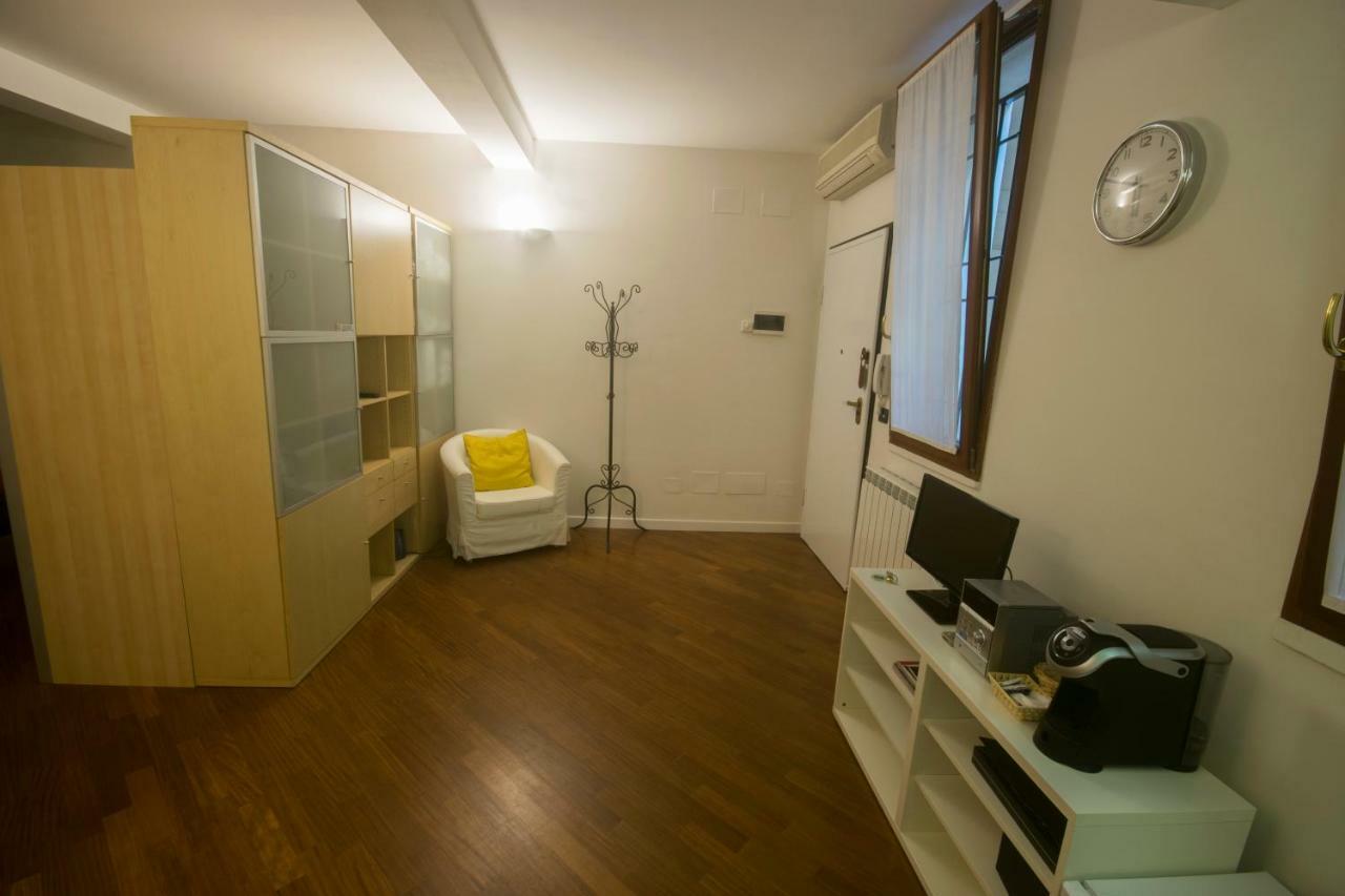 Couette-café Del Borgo - - Bologne