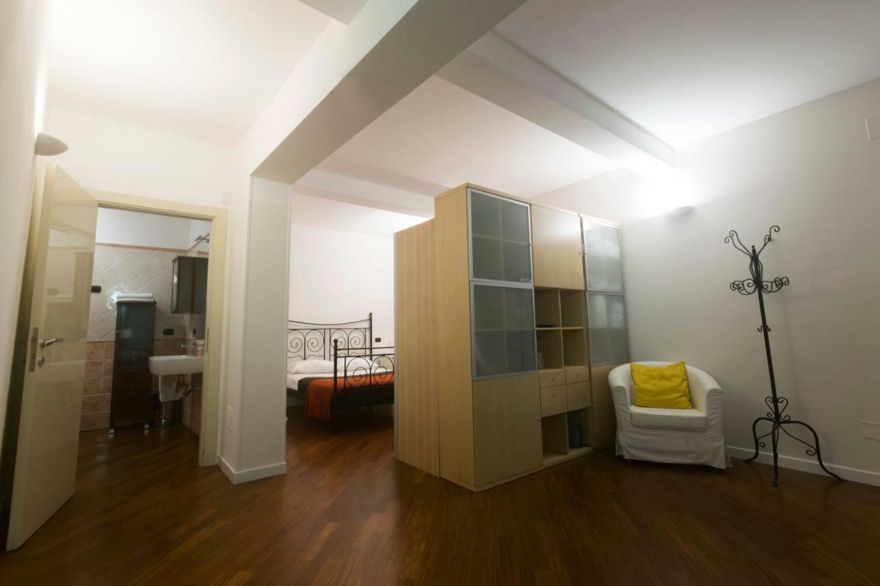 Del Borgo - - Couette-café Bologne